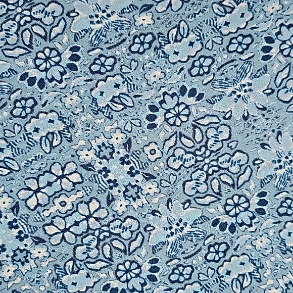 Top - Picture 9 of 14